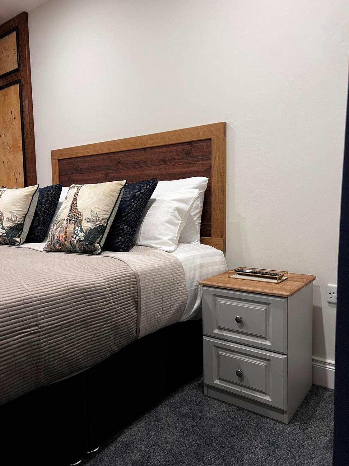 53 Luxury Rooms Maynooth Exterior photo